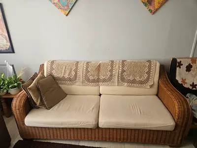 Rattan/Wicker 2-seater Sofa + 2x single -seater- Good Condition