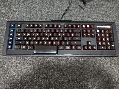 Stealseries apex M800 gaming keyboard