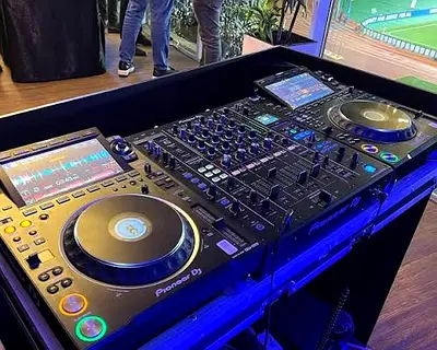 PIONEER CDJ 3000 + DJM A9 DJ Mixer