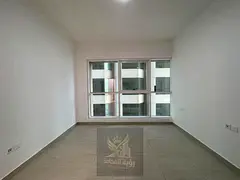 Two beautiful bedrooms with a view, free parking, 3 bathrooms, built-in wardrobes, free air conditio