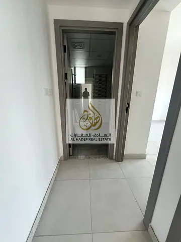 🔥 **3-Bedroom Apartment for Annual Rent in Ajman – Brand-New Tower!** 🔥 📍 **Prime Location: Mushairif, Ajman** 📍 Close to **Ajman City Centre**