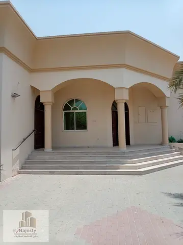 Great Opportunity for Rent in Al Ramtha – Elegant Villa with a Peaceful Location, Private Yard and
