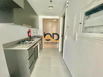 LUXURY STUDIO FALAT RANT ONLY 35K 2 CHAQ PAYMENT PARIM LOCATION AREA