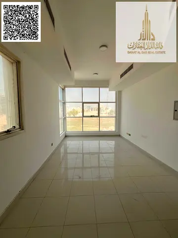 🔥 فرصة سكنية ممتازة بأقل سعر: استوديو واسع بمطبخ منفصل وتكييف مركزي للإيجار السنوي في منطقة النخيل (ليوّارة) - مقابل متحف عجمان