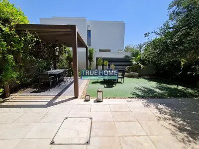 3BR Townhouse | Single-Row End Unit | Al Zahia