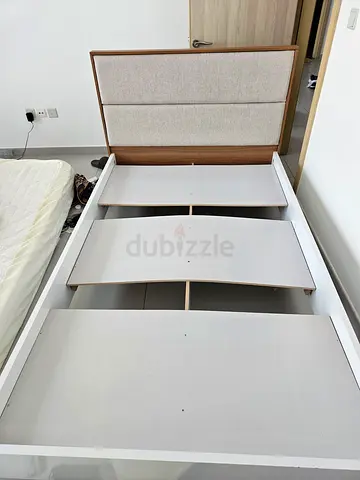 Bed 160cm