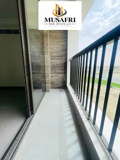 LIKE A BRAND NEW BUILDING || BOTH MASTER BEDROOM || WITH BUILT IN WARDROBE ||
