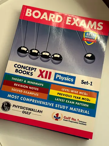 Concept Books XII Physics (Board Exams) - Comprehensive Study Material, Like New