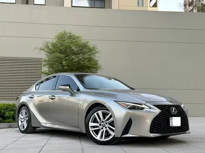 صورة 1 لـ 2025 Lexus IS-SERIES