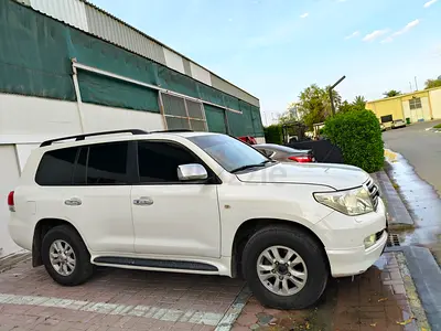 Toyota Land Cruiser GXR 2008 | GCC Specs | Well Maintained