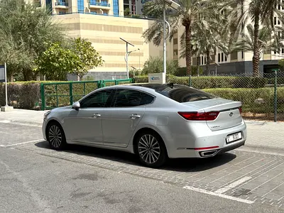 2017 KIA CADENZA — фото 2