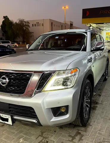 2019 Nissan Armada SL - 5.6L V8 - Excellent and Clean Condition