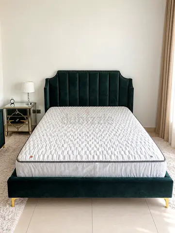 Queen velvet upholstered bed frame with headboard (dark green)