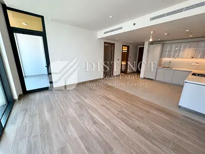 Brand New Luxury 1-Bed, Ready to Move-in
