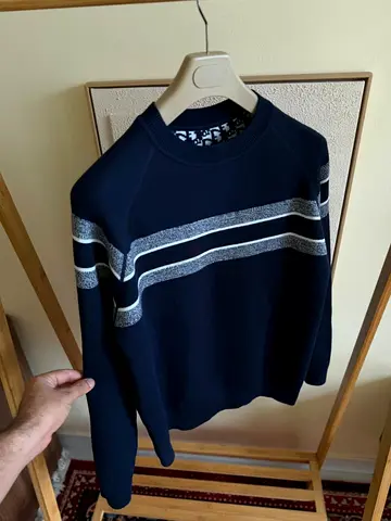 Navy striped crew neck sweater - casual men's jumper, size likely M