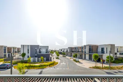 Genuine Resale | Exclusive | Spacious 3BR TH