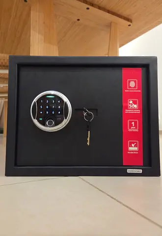 Biometric fingerprint safe and Digital Lock