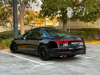 2022 AUDI S8 photo 7