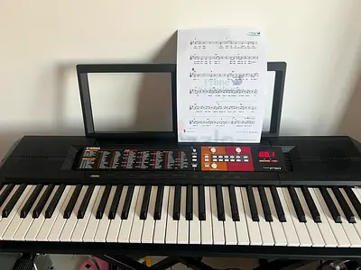 Yamaha PSR-F51 Portable Keyboard - Good Working Condition