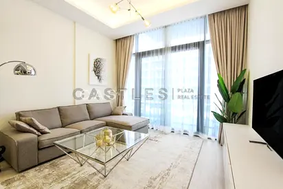 Large Layout | Modern Furniture | Two Bathrooms