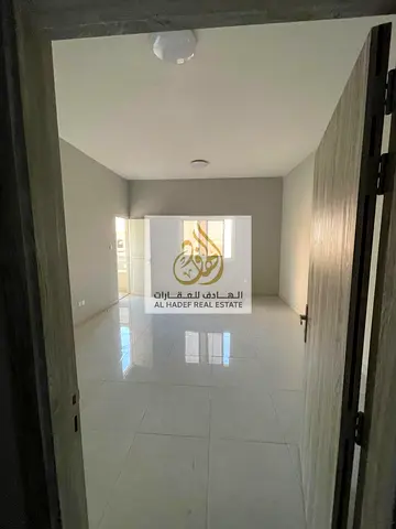 بناية جديدة,اول ساكن,مساحة واسعة,موقع مميز,سهل الوصول