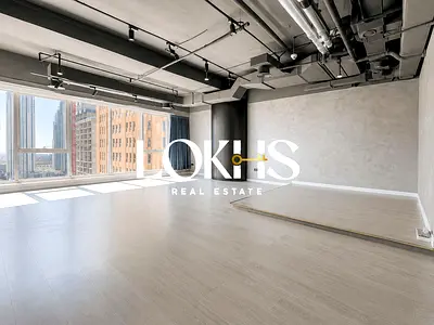 Canal View | Fitted | High Floor