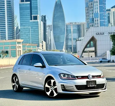 2017 VOLKSWAGEN GTI 2.0L TURBO GCC SPECIFICATION WITH FULL AGENCY SERVICE IN EXCELLENT CONDITION