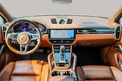 صورة 9 لـ 2019 Porsche CAYENNE