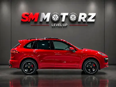 صورة 4 لـ 2016 Porsche CAYENNE