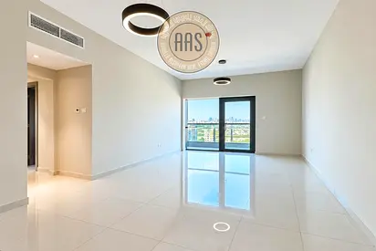 Huge Offer 2- car parking ~ Huge Size 2-Br apartment With Laundry Area . Sports city view €€