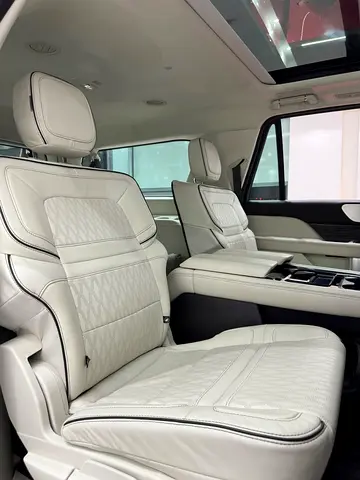 صورة مصغرة 17 لـ 2023 Lincoln NAVIGATOR