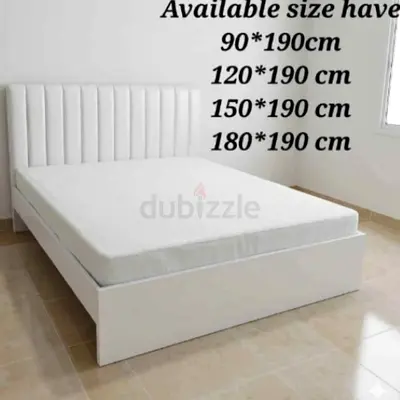BED WHITE COLOR QUEEN SIZE WITH MATTRESS 150X190 CM