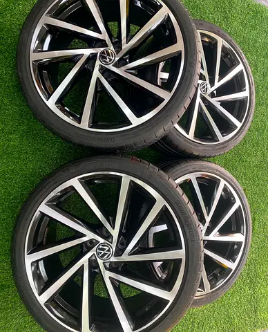 Original wheels volks GTi 2020