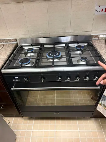 Smeg New Model Gas & Electric Combination Cooker 90x60cm