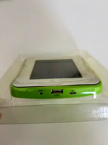 Solar power bank