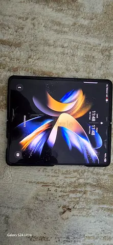 Samsung Fold 4