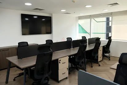 European Office Workstations, Managers Desks, Conference Tables with Genuine Leather Swivel Chairs