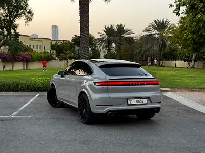 صورة 6 لـ 2024 Porsche CAYENNE