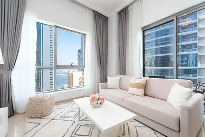 Gorgeous/ Marina View / Bay Central