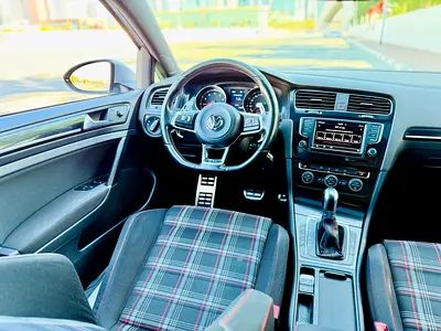 2017 Volkswagen GOLF GTI — миниатюра 16