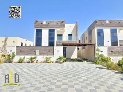 Villa for rent featuring central air conditioning, a distinctive swimming pool, ample parking space, and a fully equipped kitchen (including all appli