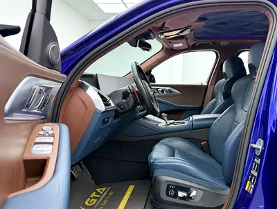 2023 BMW XM photo 8