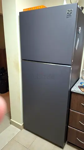 Samsung bespoke refrigerator latest model same like new condition