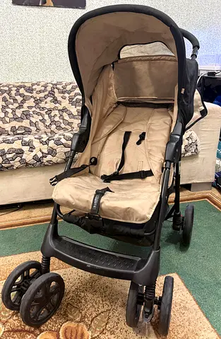 Used Beige/Black Standard Stroller in Good Condition