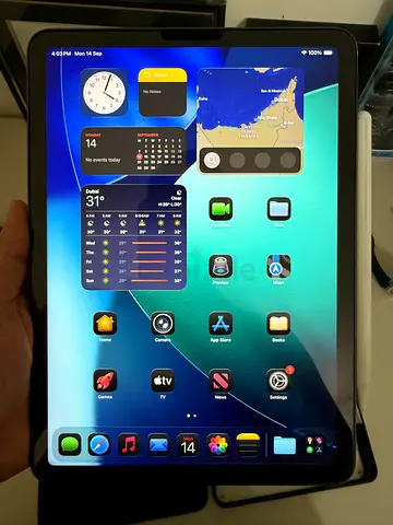 iPad Air 4th Gen with Pencil