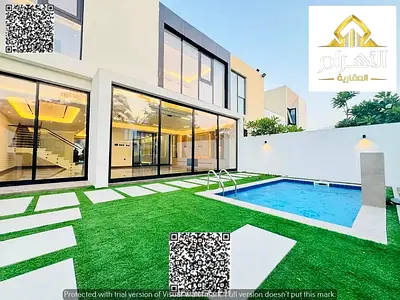Smart villa, 4 master rooms, golf and lake view, private pool and garden, spacious and luxurious finishes