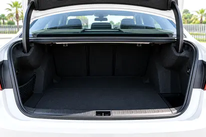 2025 BMW 3-SERIES — фото 10