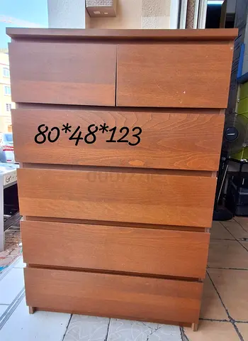 Chest drawer available for sale in good condition
