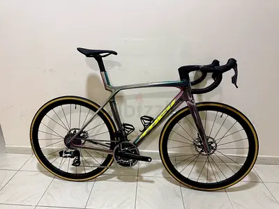‏TREK madone 9