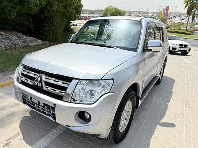 Mitsubishi Pajero 2013 GLX GCC Specs